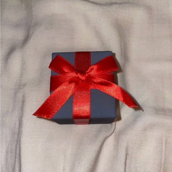 Sterling Silver Opal Ring - Picture 3 of 5